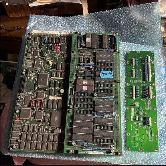 Sega GUNBLADE New York Model 2B Arcade Game PCB Board Cj - Picture 1 of 10